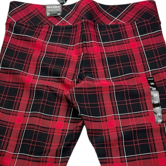NEW Torrid Women's Plaid Pixie Pant Size 2R-2X Pull-on Red Black White Stretch - Picture 4 of 13